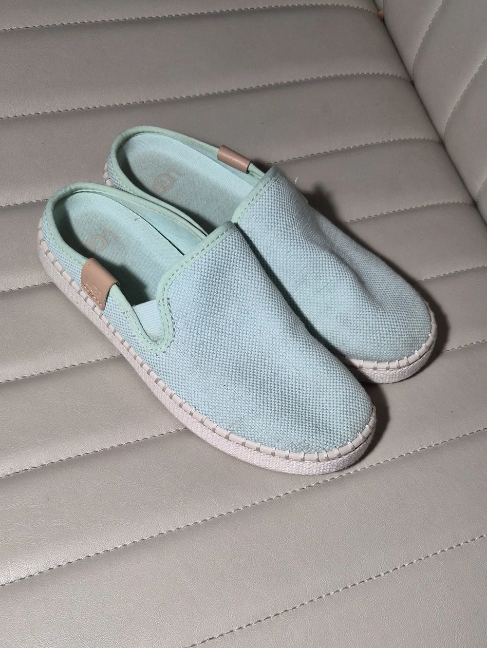 UGG Light Mint Slip-On Women’s Espadrille Sneakers Womens 6